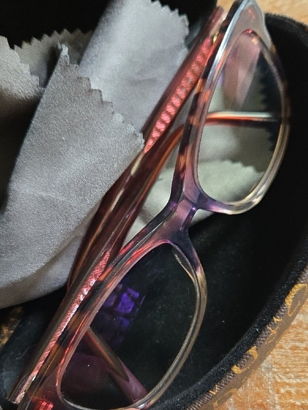 Missoni Plum and Tortoise Gradient Women's Eyeglasses. (BIN 008) - Picture 3 of 6